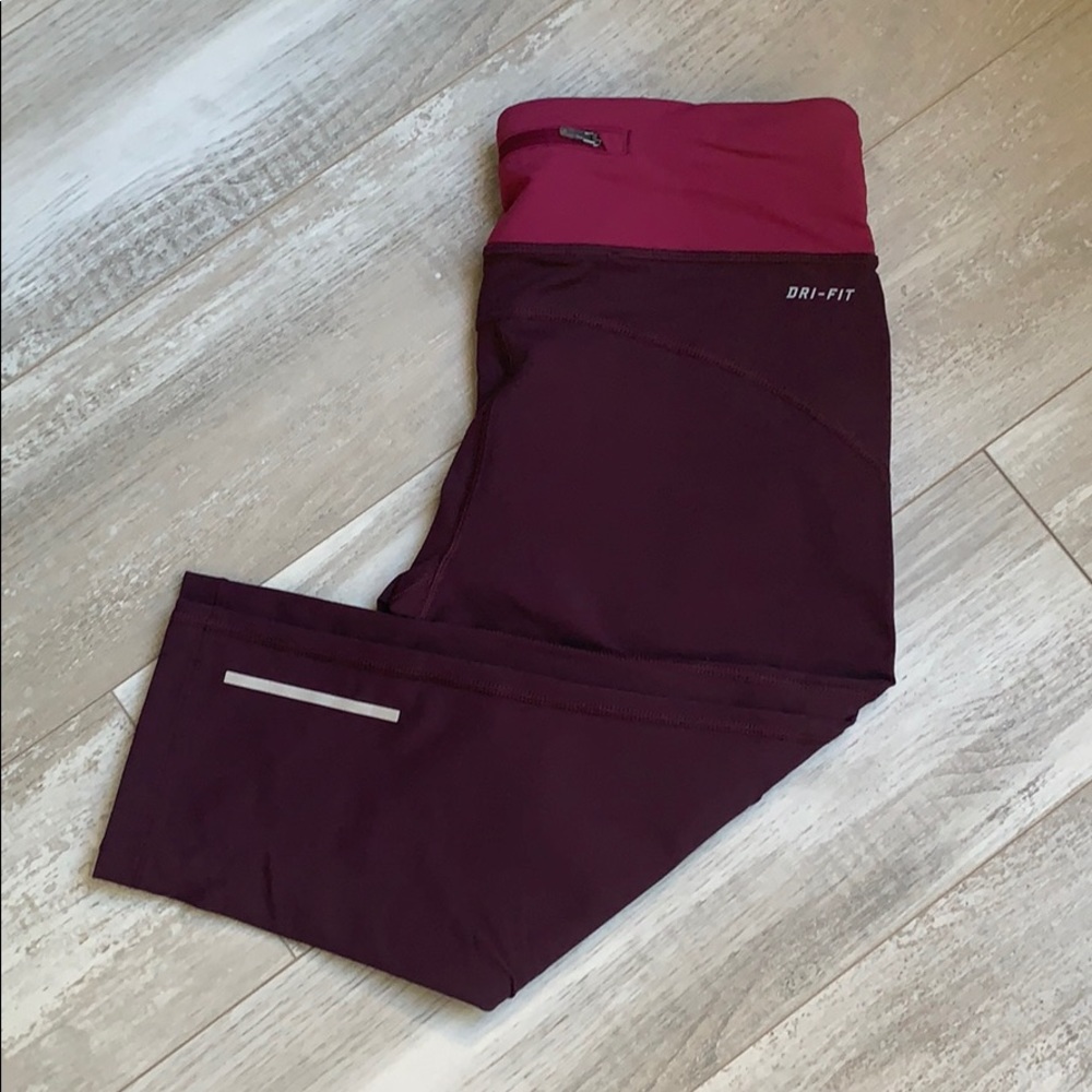 Nike crop leggings